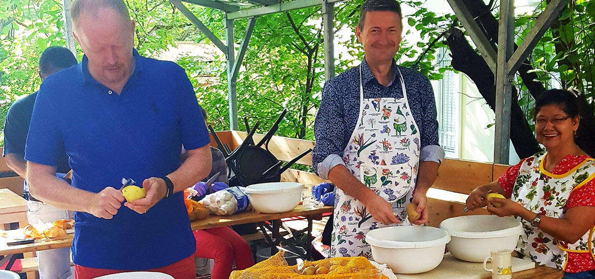 's Häferl (Soup Kitchen) 's Häferl (Soup Kitchen)